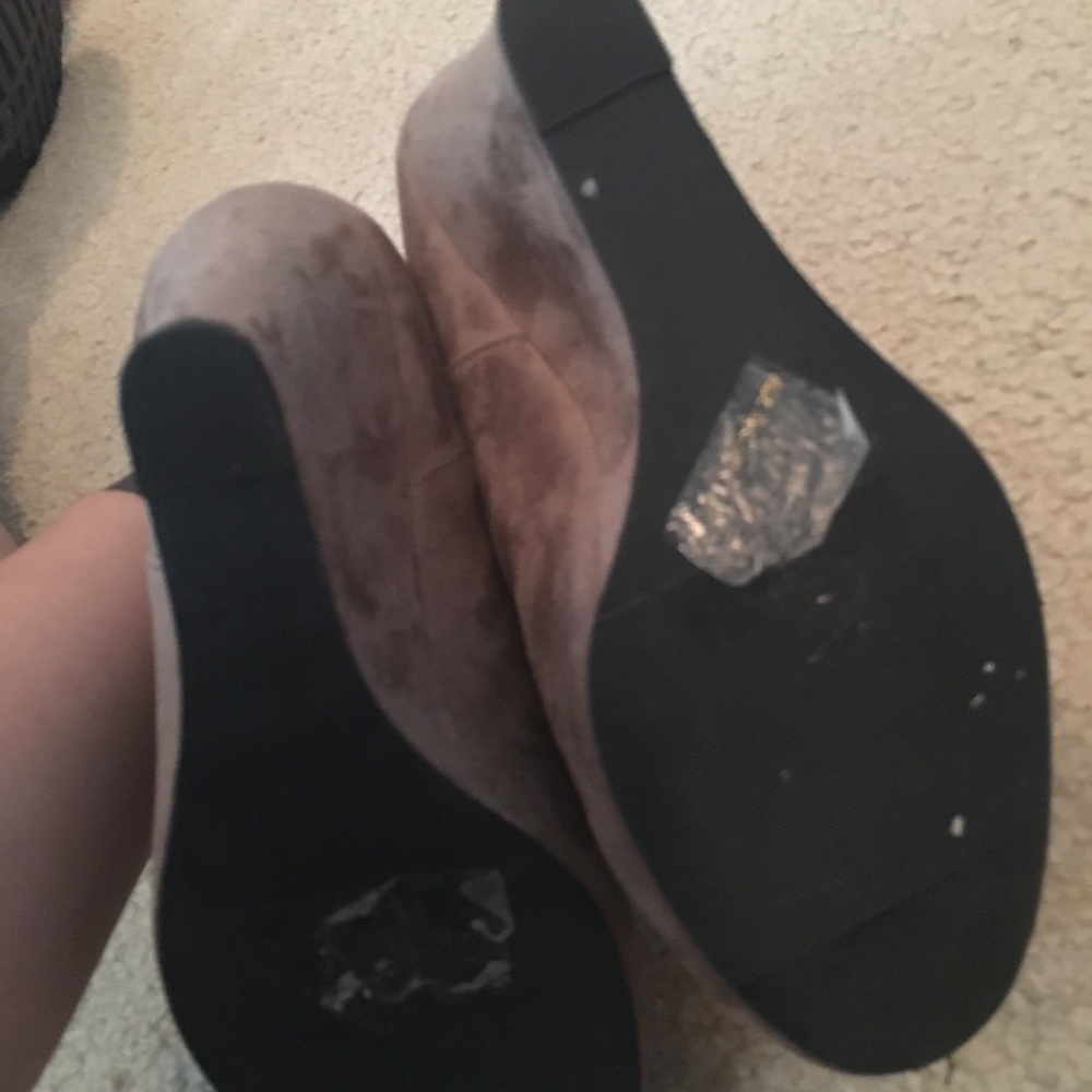 boots - Picture 3 of 3